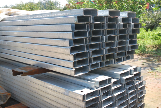 ISO9001 Prefab κτήριο αποθηκών εμπορευμάτων χάλυβα προκατασκευασμένο οικοδόμηση