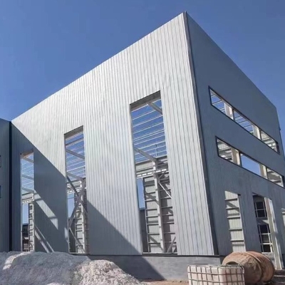 Ζωηρόχρωμη προκατασκευασμένη δομή οικοδόμησης εργαστηρίων χάλυβα επένδυσης υψηλής αντοχής